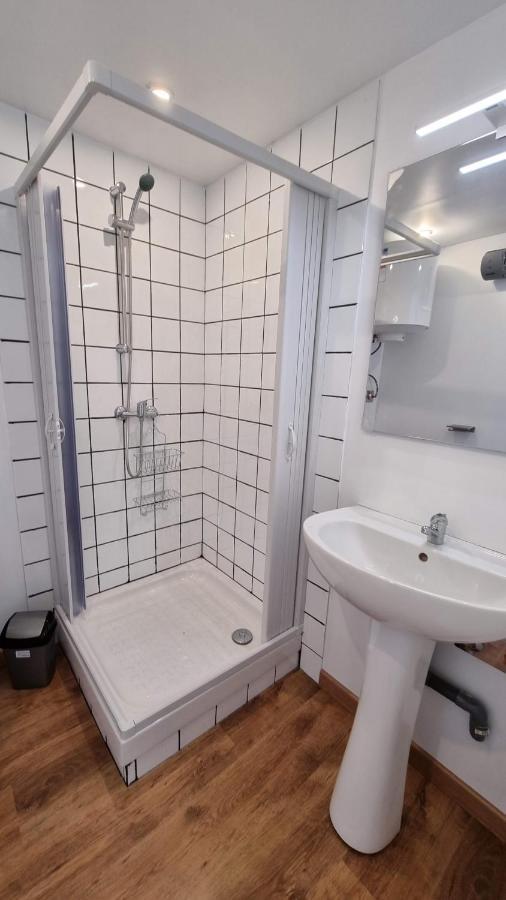 En Rez-de-chaussee - Le Petit Chateau Avesnois - Tv - Wifi - Entier Apartment *